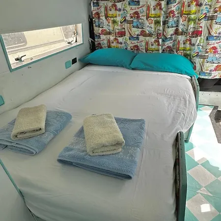 אתר קמפינג Autocaravana Dory